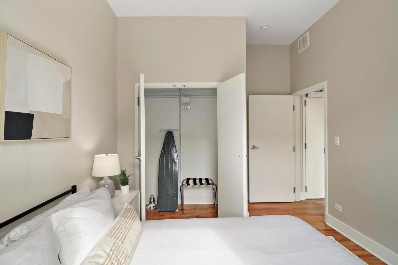 Apartment Splendid & Fully Furnished 1br - Broadway 204 Rep *