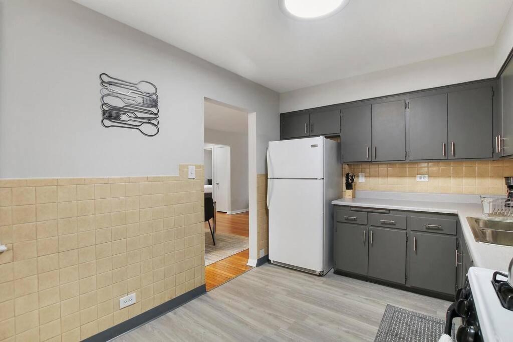 3br Homey & Spacious - Paulina 1s * Chicago