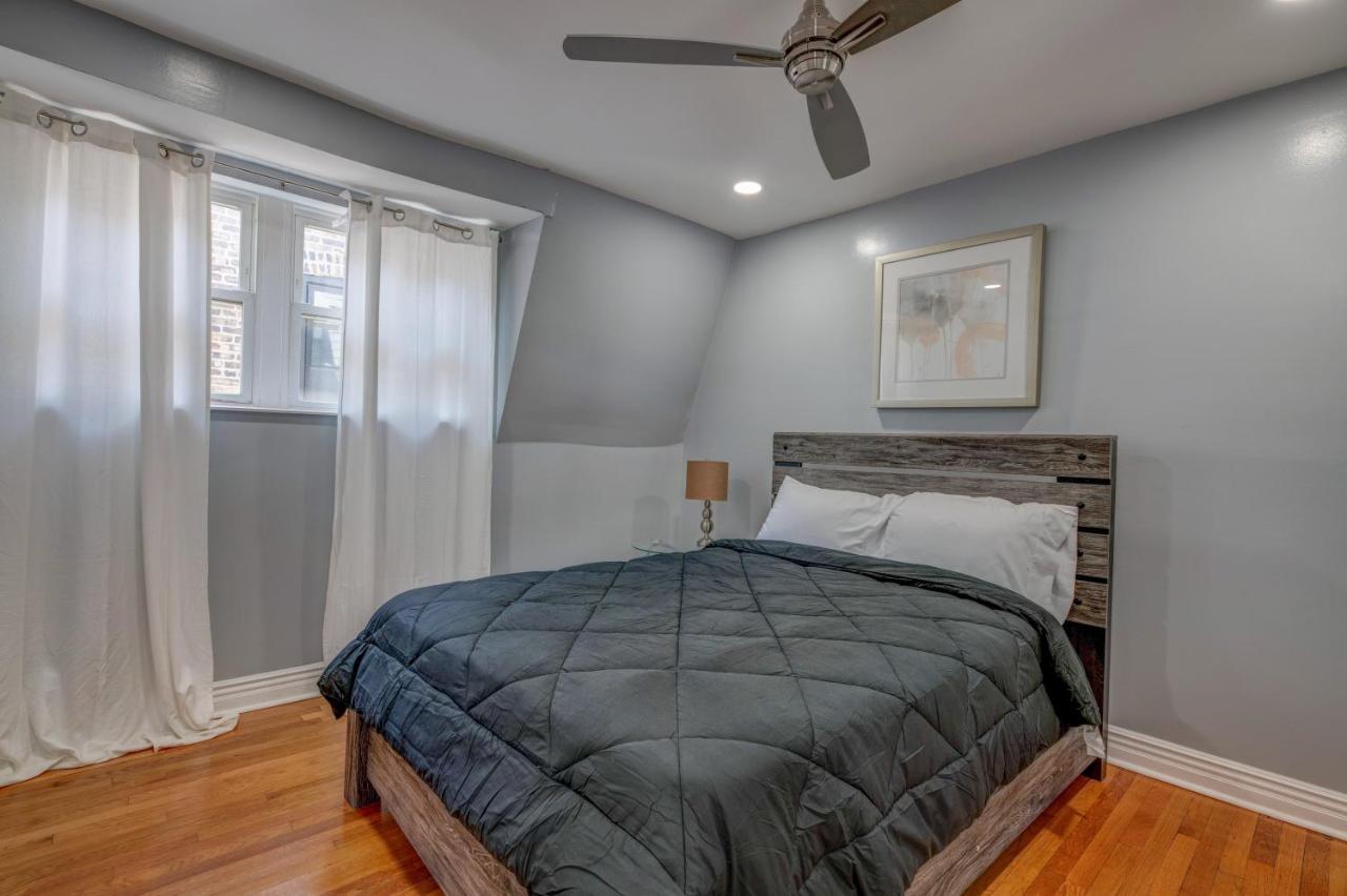 Holiday home Spacious 5-br House Near Transit W Parking