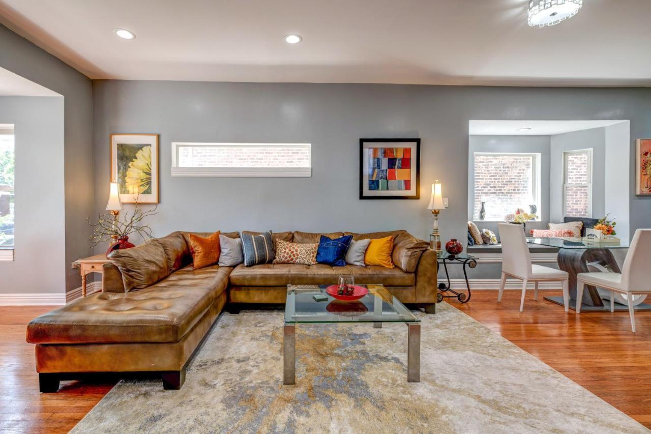 Spacious 5-br House Near Transit W Parking *