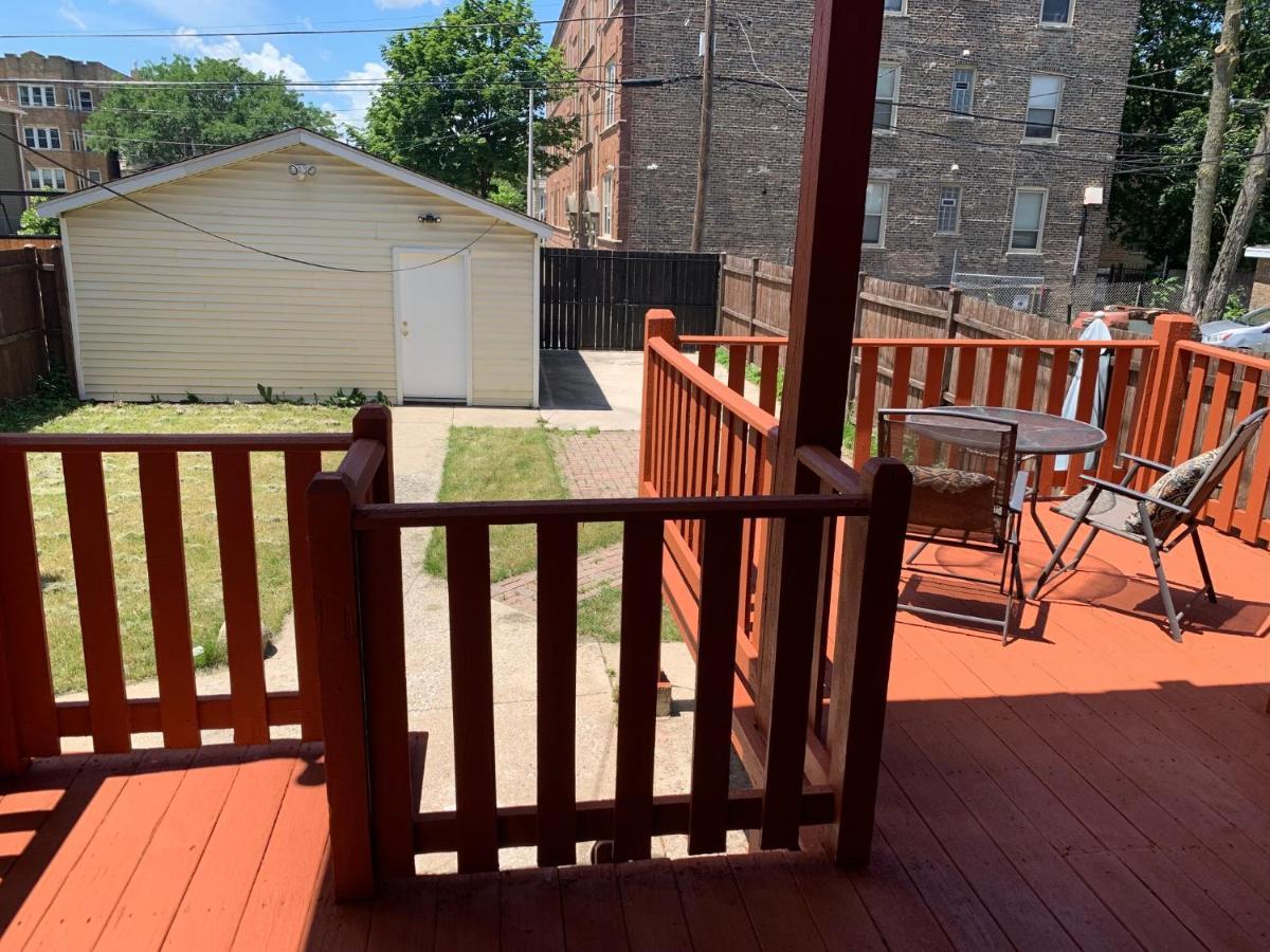 Spacious 5-br House Near Transit W Parking *