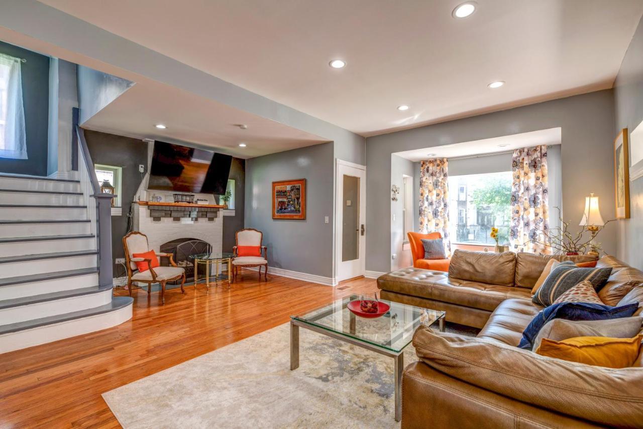 Spacious 5-br House Near Transit W Parking