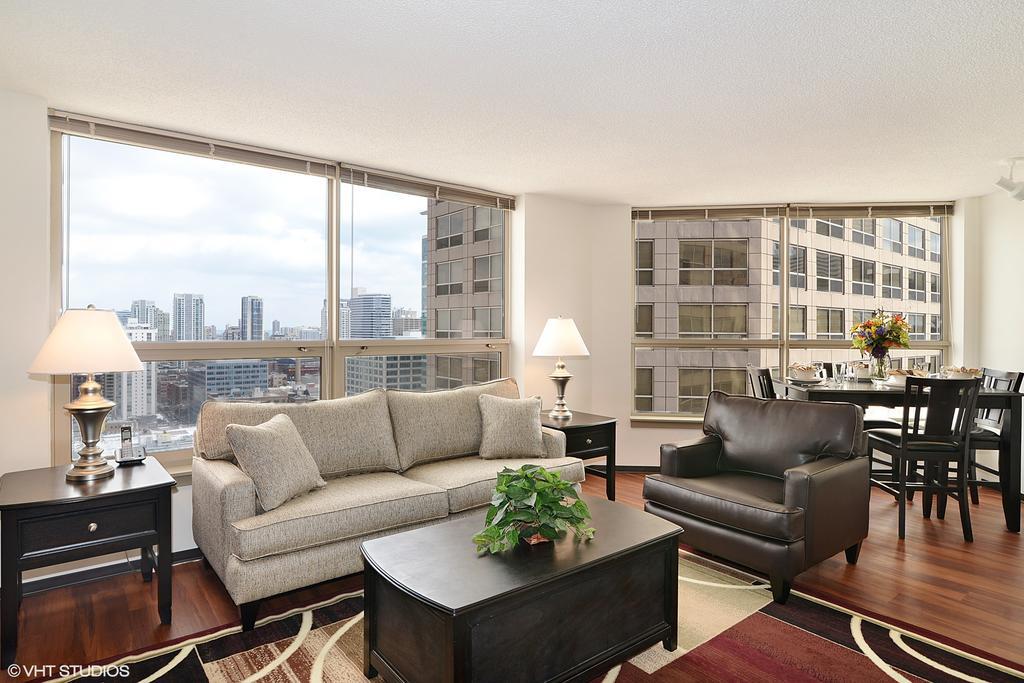 Apart-hotel Corporate Suites Network - 555 W. Madison