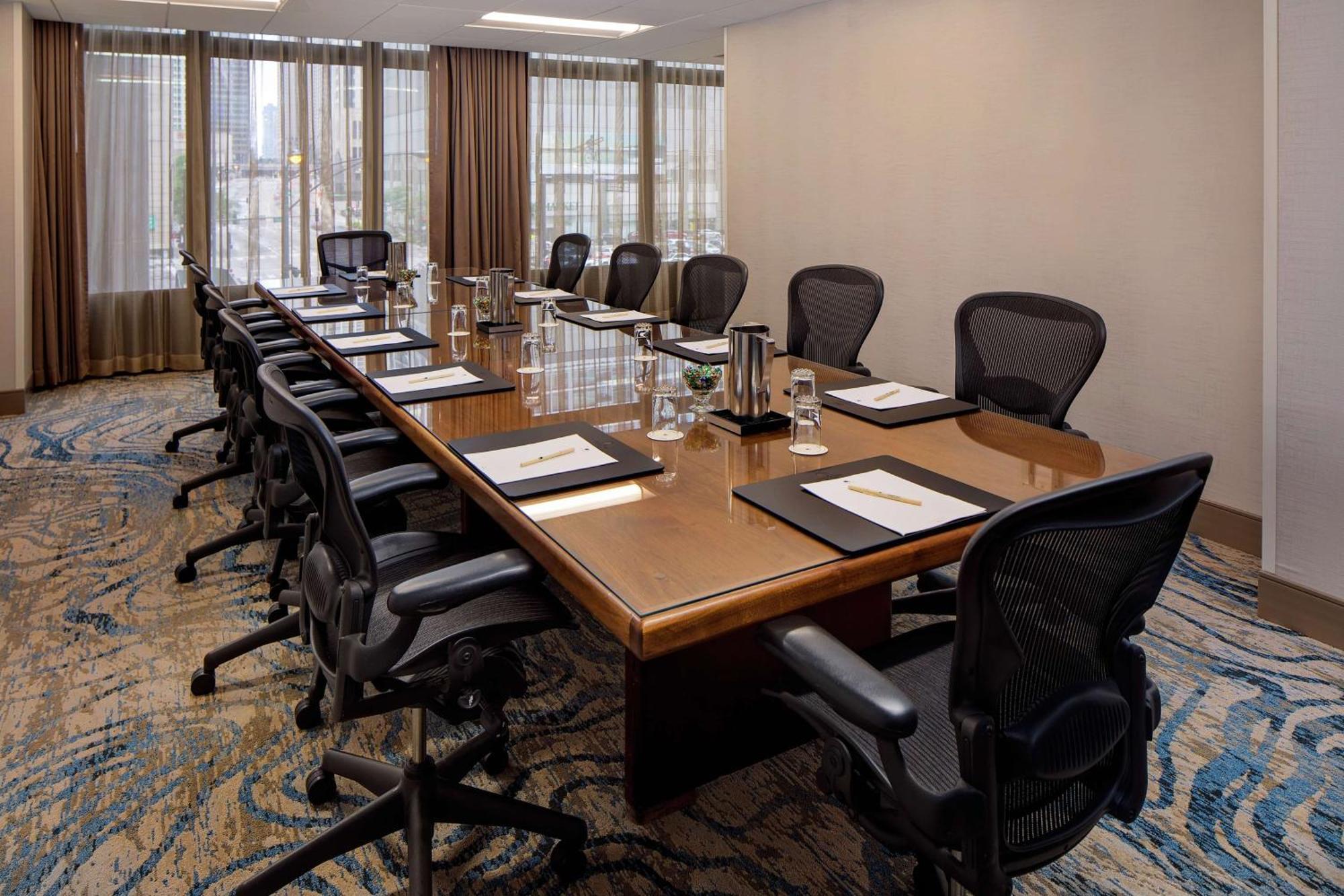 Hotel Doubletree By Hilton Magnificent Mile