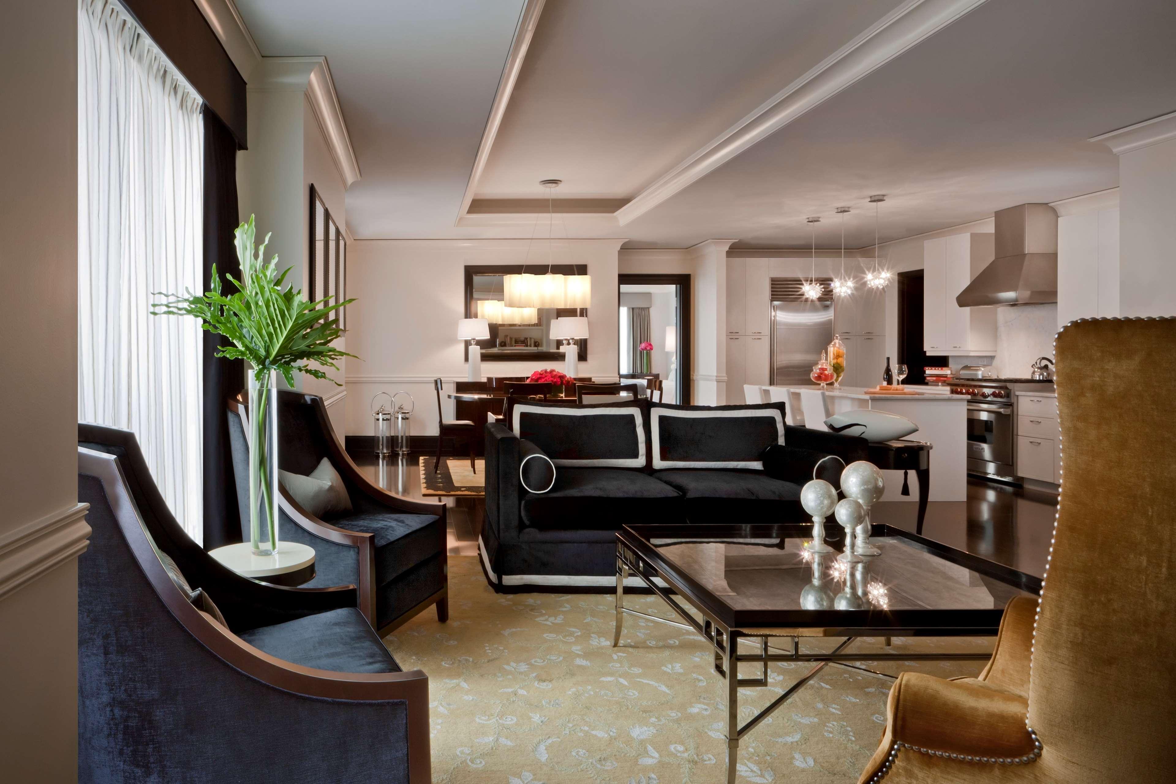 Waldorf Astoria Hotel Chicago