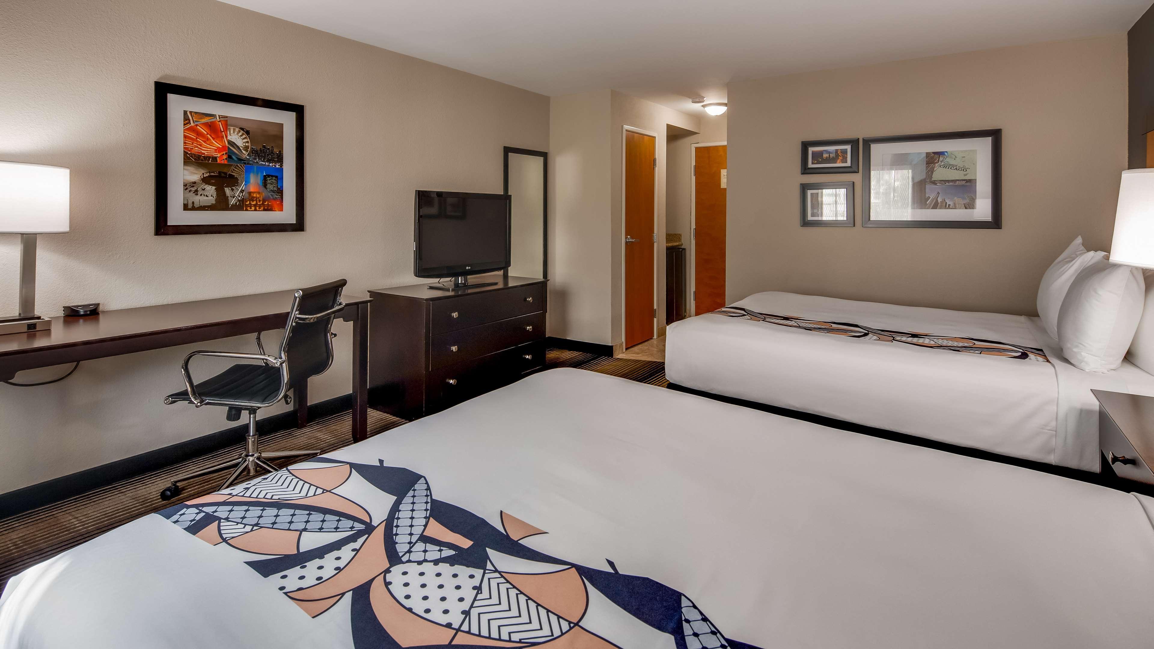 Western Hyde Park 2*