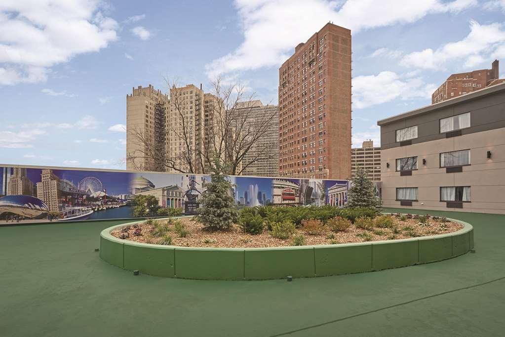 Western Hyde Park 2* Chicago