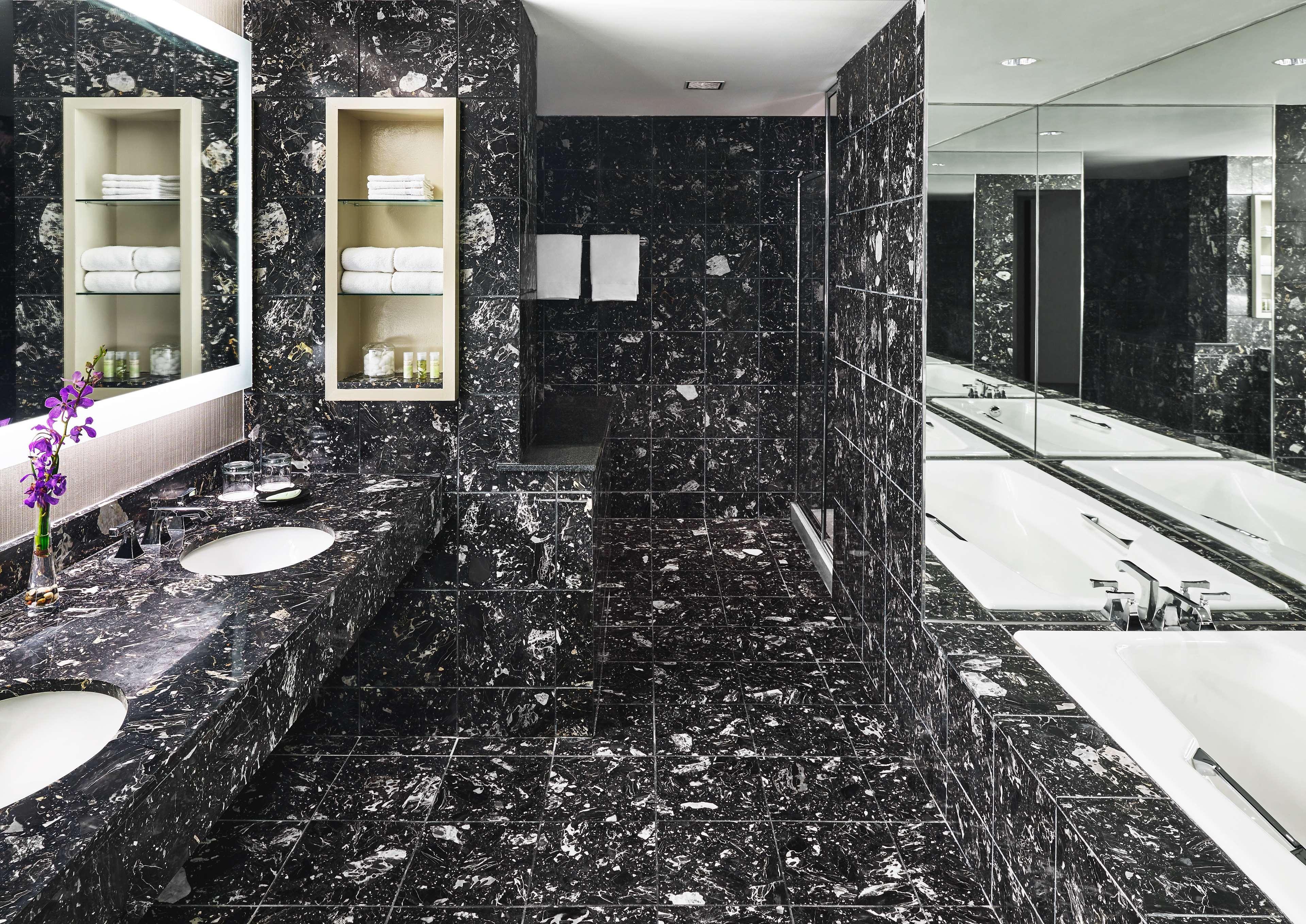 The Westin River North 4* Chicago