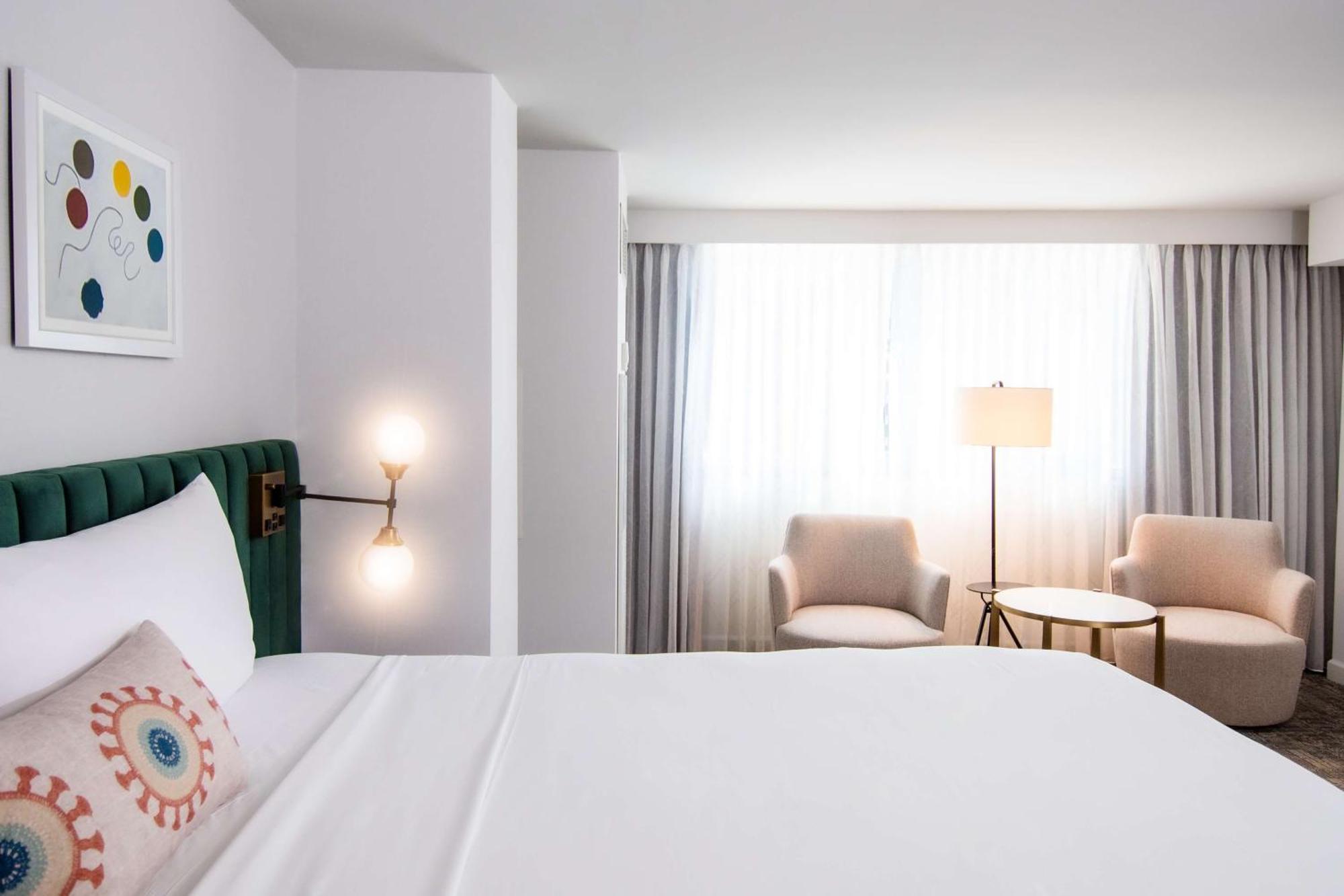 Hotel The Royal Sonesta Downtown