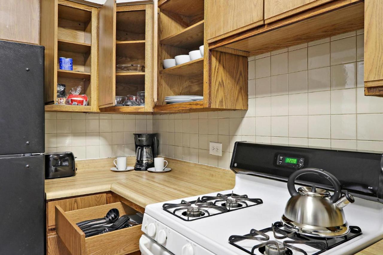 1br Contemporary With Laundry Facility - Lockwood 1 & 2 Apartment *