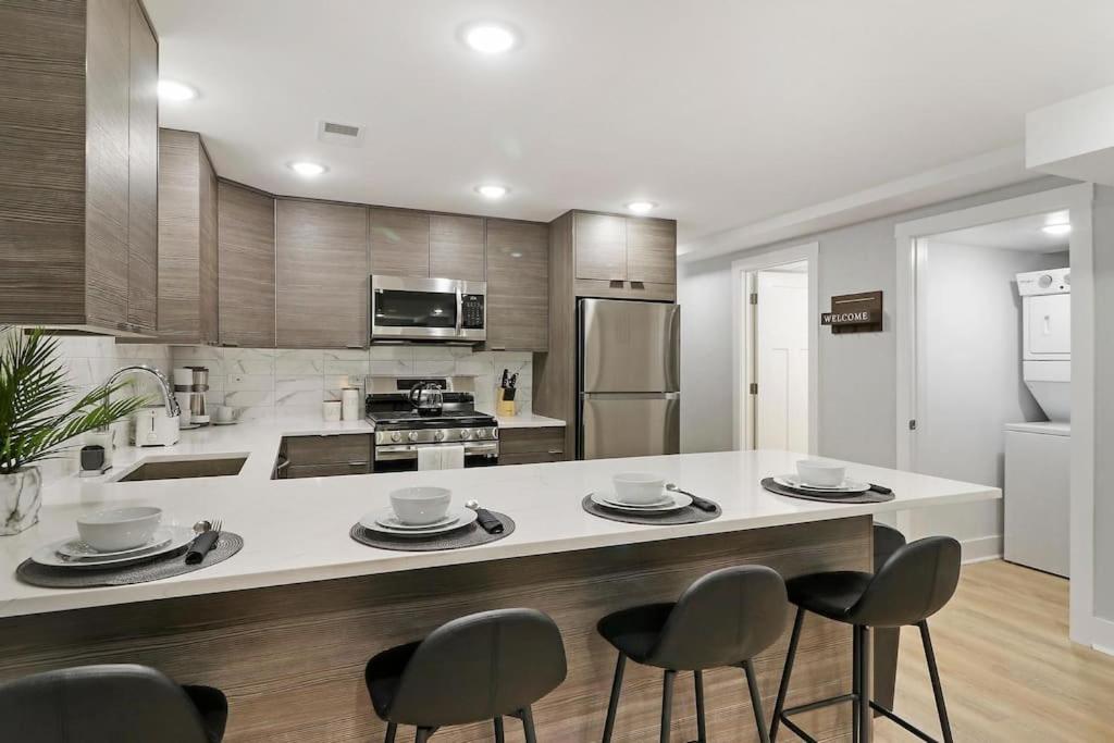 2br Close To Local Cafes & Stores - Magnolia G Apartment Chicago