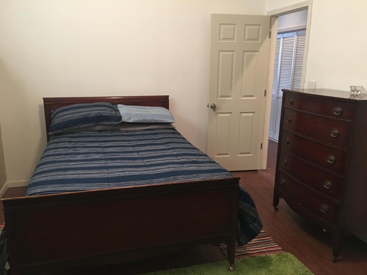 Just Minutes From Downtown 4* Chicago