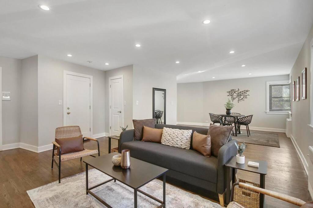 Apartment Lively 2br Near The And Park - Sheridan 1 Chicago
