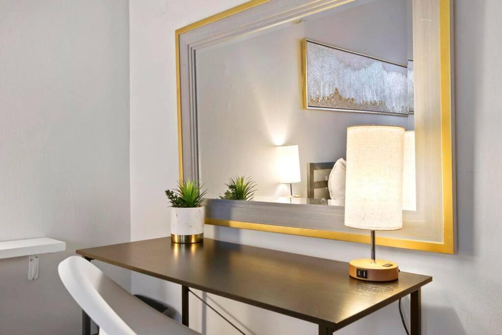 Apartment Well-equipped 4br With In-unit Washer & Dryer - Broadway 2 Chicago