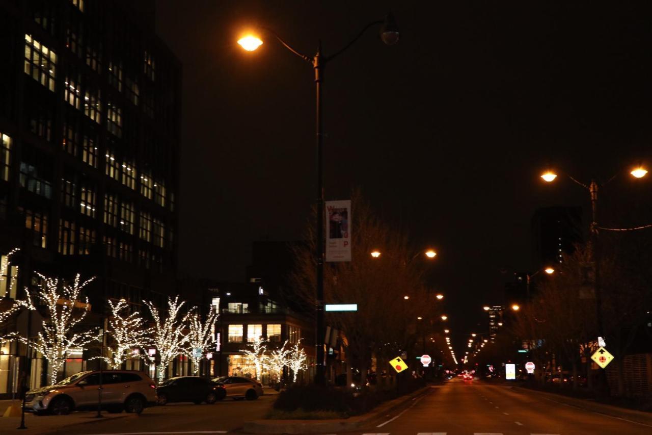 Apartment Exquisite Haven 2bed 2bath Near Downtown And United Center Chicago