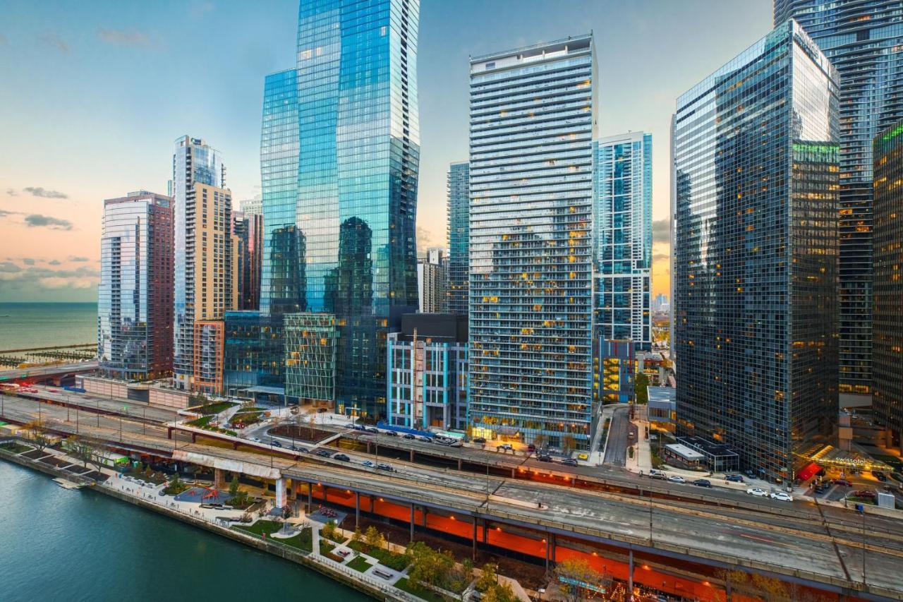 Sheraton Grand Riverwalk Chicago
