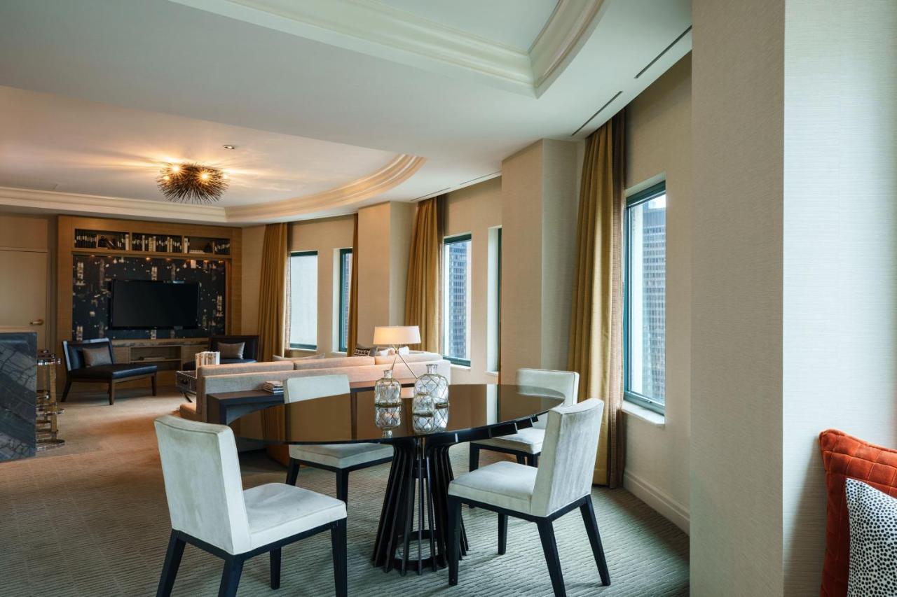 Sheraton Grand Riverwalk Hotel 4*