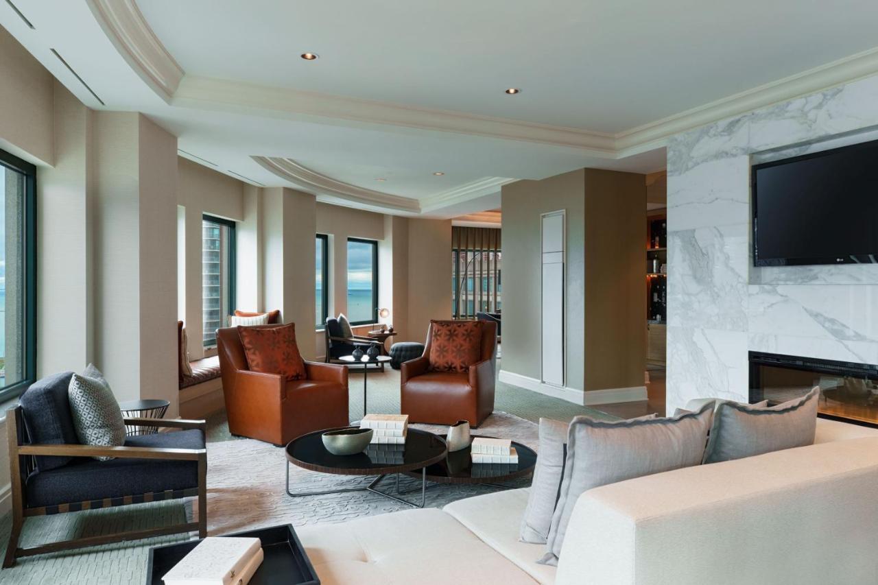 Hotel Sheraton Grand Riverwalk Chicago