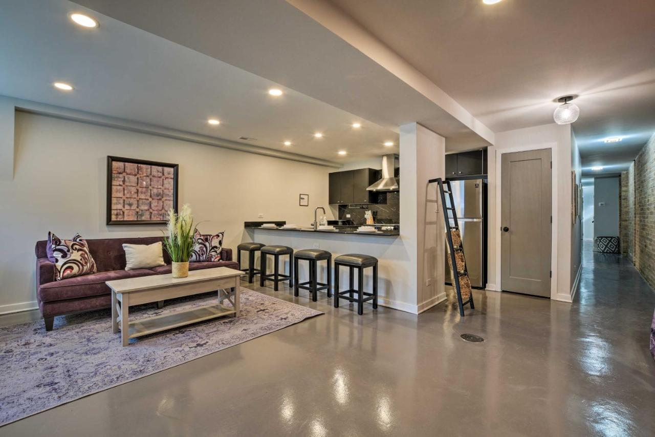 Vacation Near Michigan! Apartment *