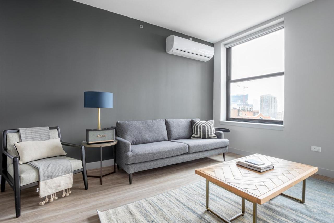 Apartment Loop 1br W Deck Gym Wd Nr W Loop The L Chi-220 *