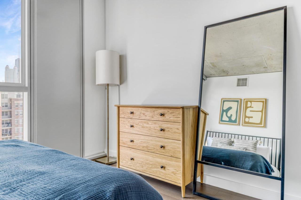 Near North 1br W Gym Lounge Nr Shopping Chi-579