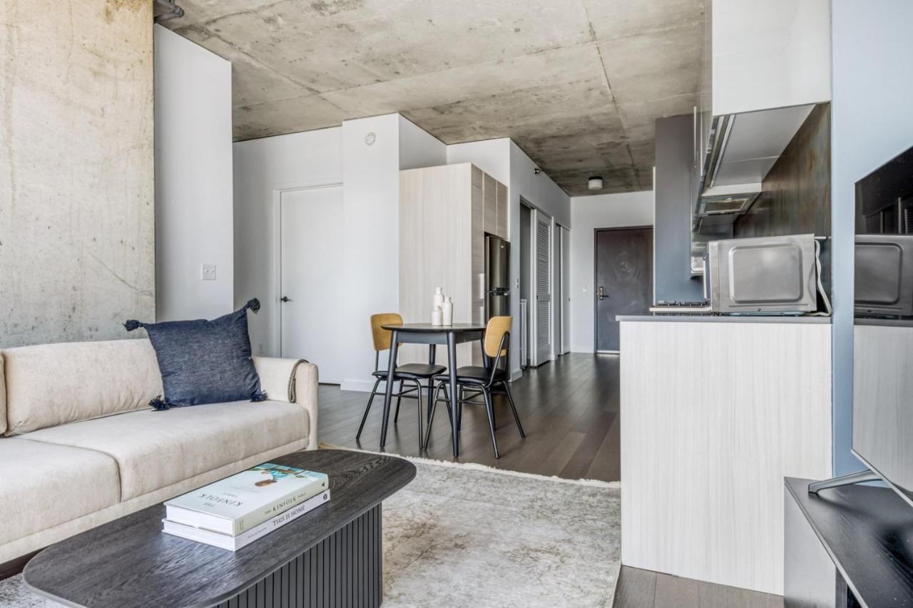 Apartment Near North 1br W Gym Lounge Nr Shopping Chi-579 Chicago