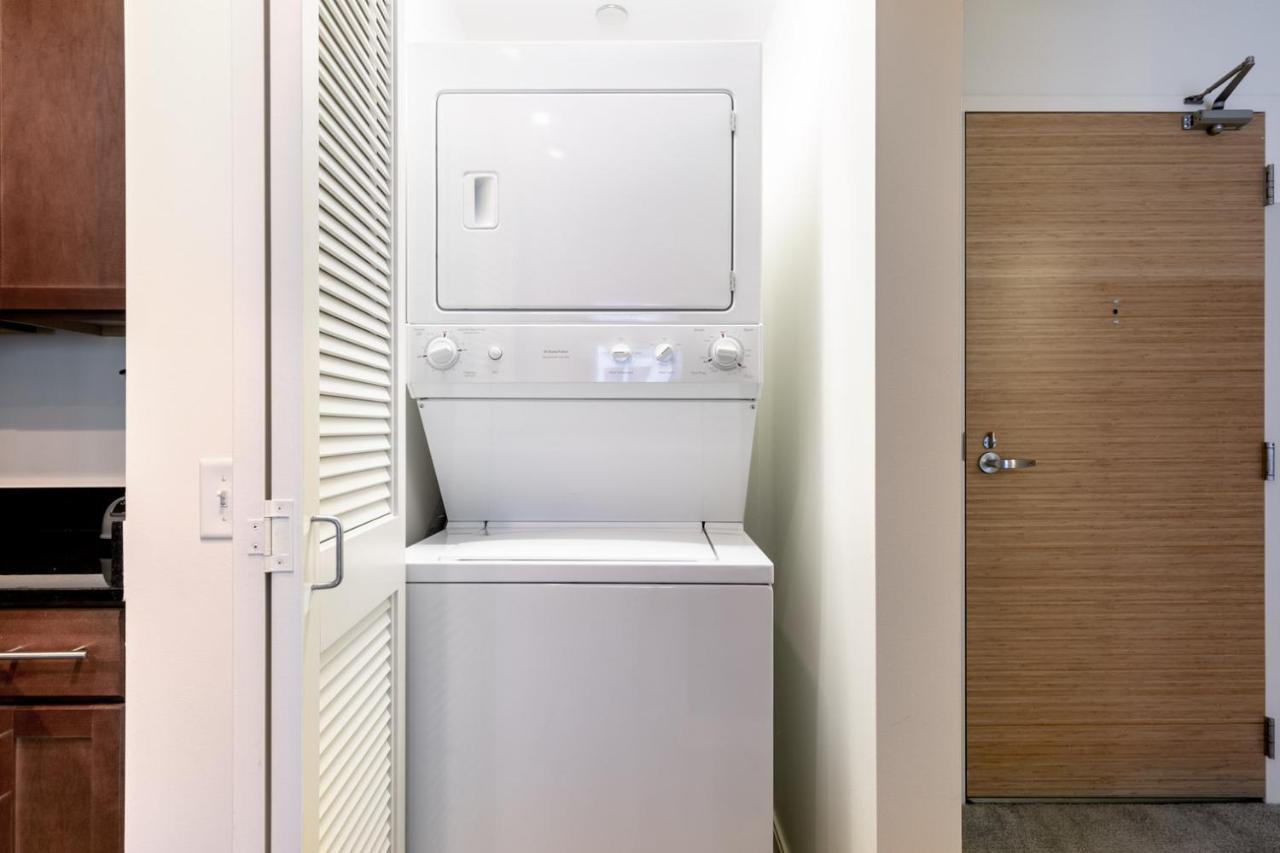 Loop 1br W Pool Gym Nr Financial District Chi-281 *