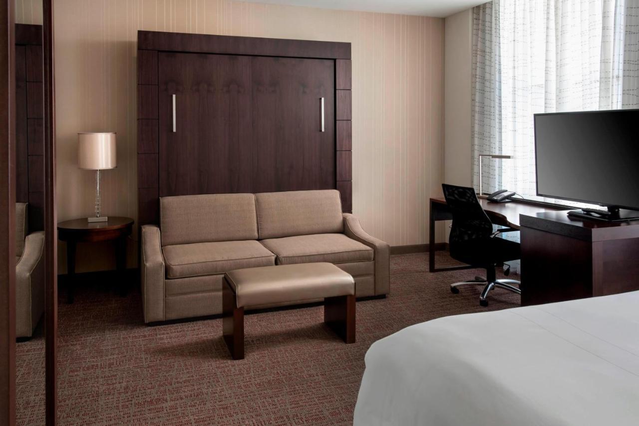 By Marriott Downtown/loop Hotel Chicago