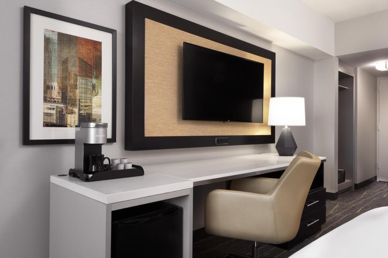 - Dwtn - The Mart By Ihg 3* Chicago