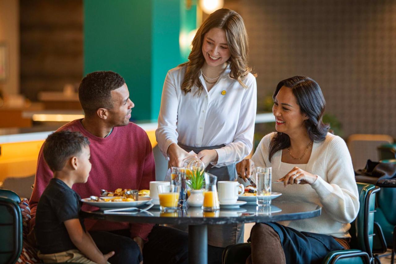 Hotel - Dwtn - The Mart By Ihg 3*