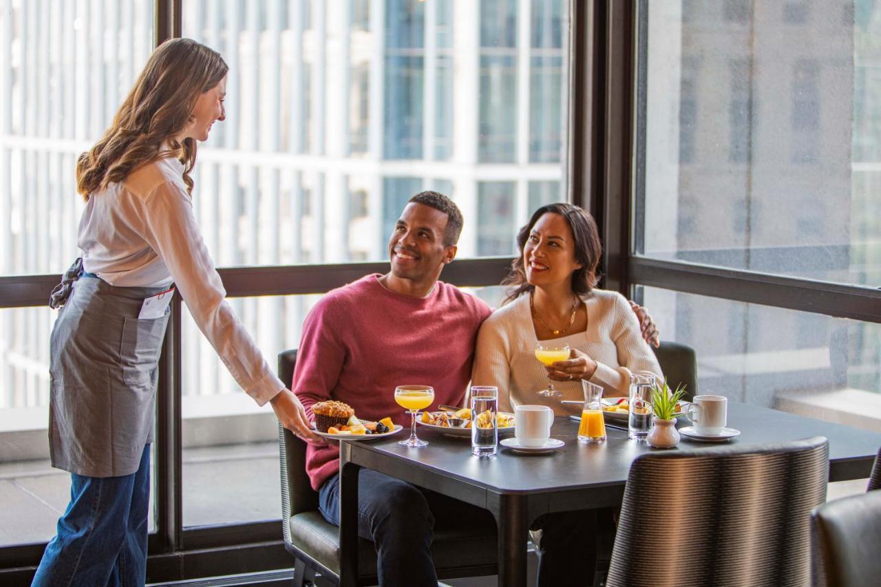 Voco Downtown - Riverwalk By Ihg Chicago