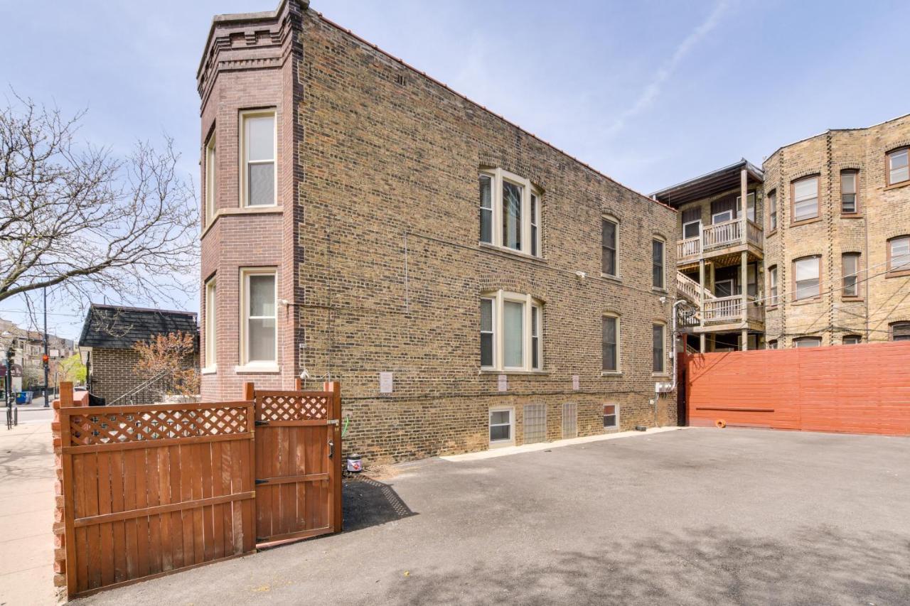 Apartment Chic About 1 Mi To Wrigley Field! Chicago