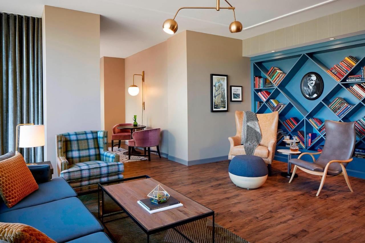 Hotel Zachary, Chicago, A Tribute Portfolio Chicago