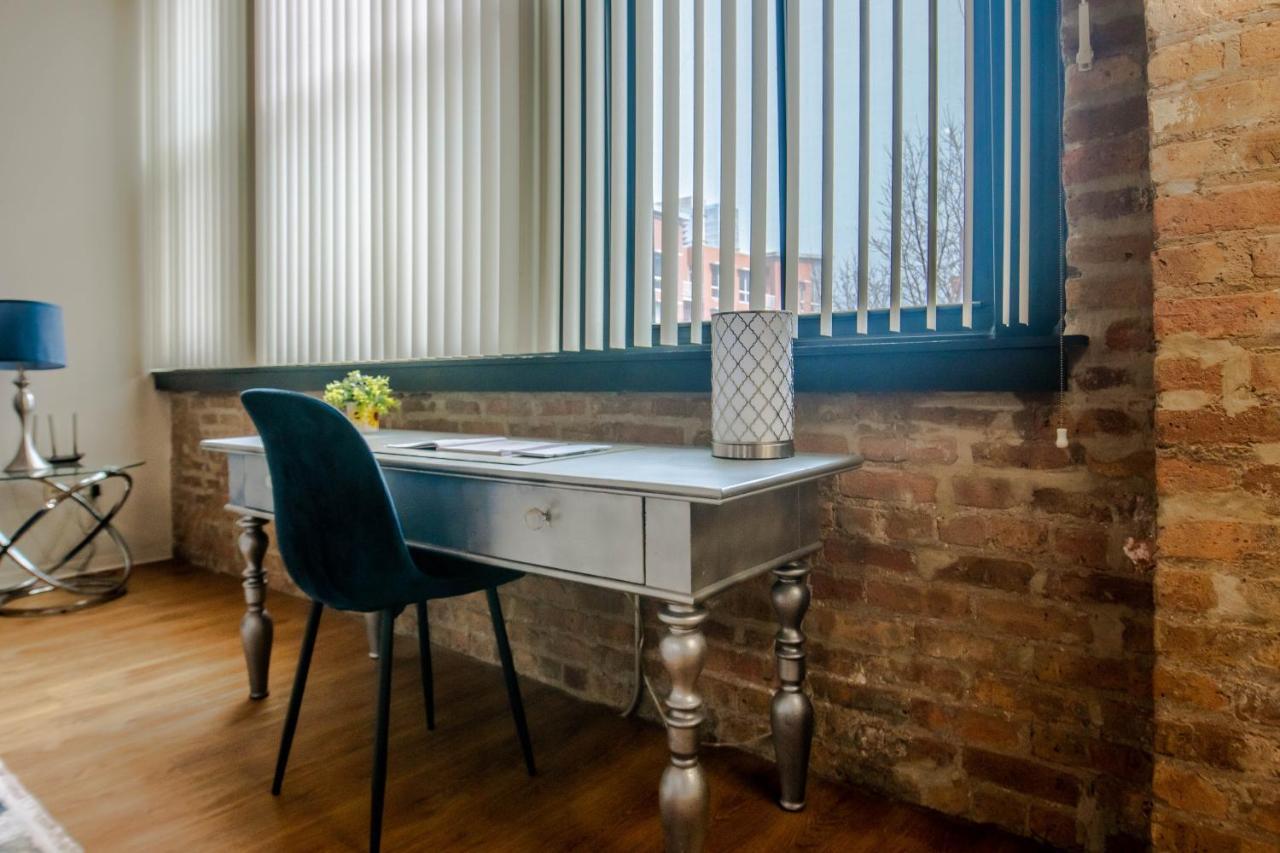 Apartment Luxery - Themed Units! Close To Downtown, Mccormick Place & Wintrust Arena