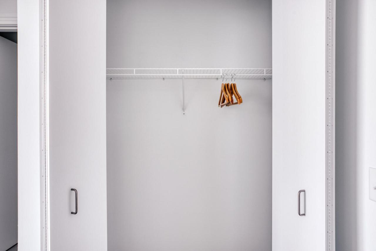 Apartment W Loop 2br W Gym Pool In Heart Of Greektown Chi-561