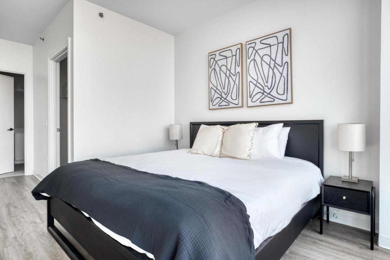 W Loop 2br W Gym Pool In Heart Of Greektown Chi-561 Apartment