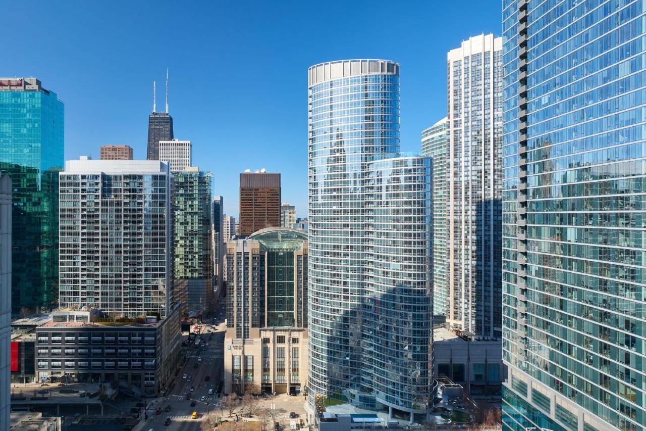 Sheraton Grand Riverwalk Hotel 4*