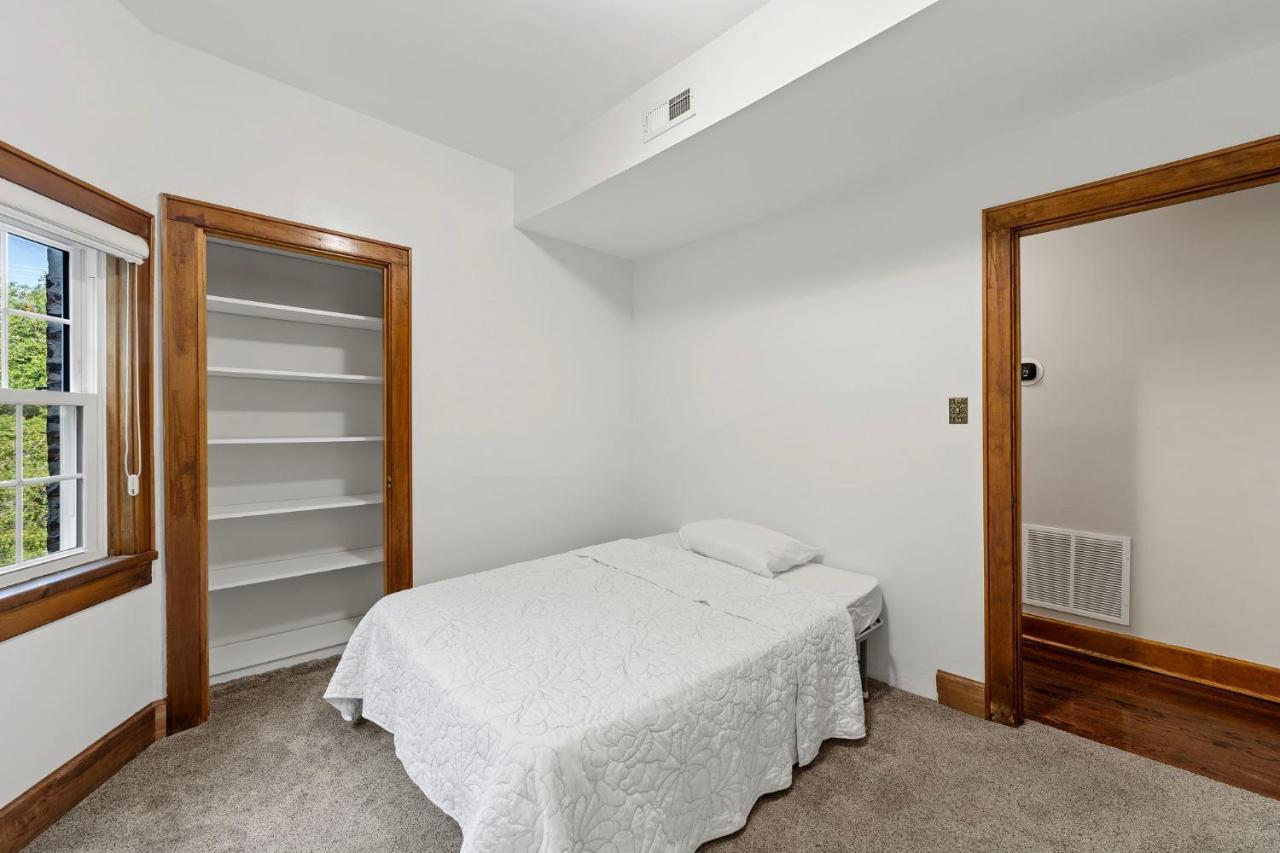 Apartamento Lavish Near & Downtown #2 *
