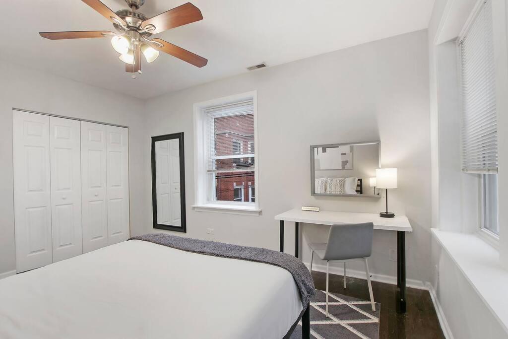 Modern & Furnished 2br With In-unit Laundry - Sunnyside 2e *