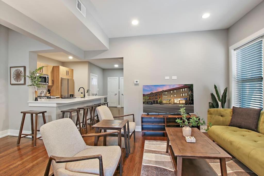 3br Spacious With In-unit Laundry - Kedzie 3f *