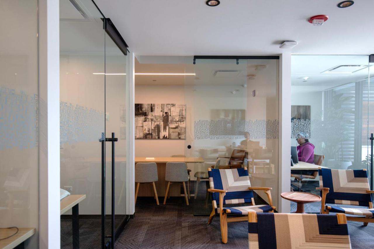 West Loop Jr 1br W Rooftop Dog Run Nr I-90 Chi-967 * Chicago