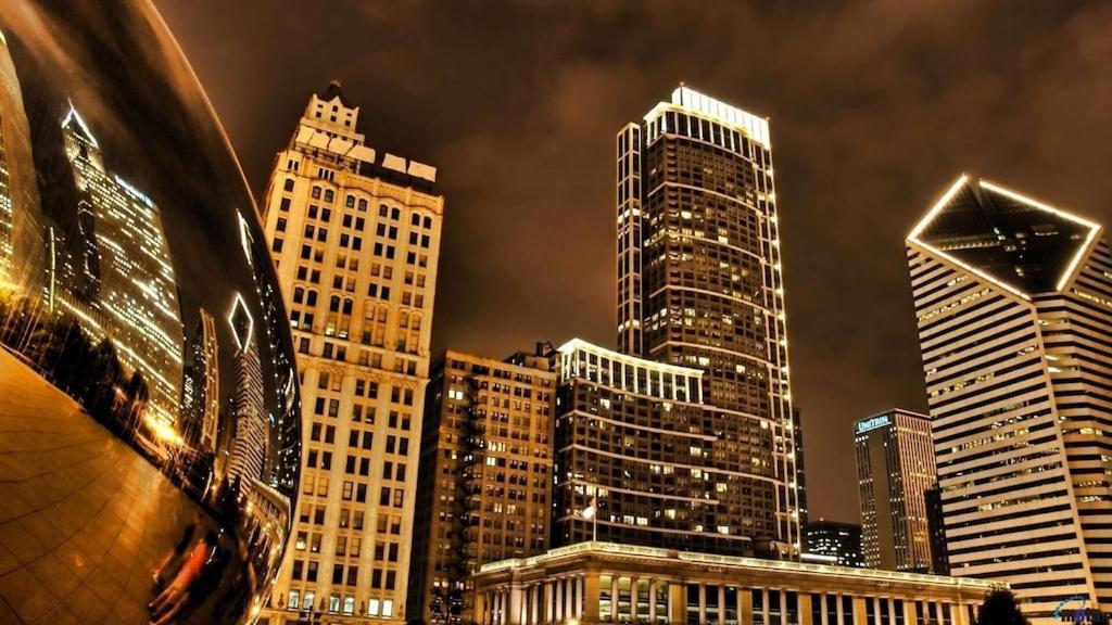 Wrigleyville Away From Home! 5 Mins From Downtown! Steps From Lake!! Cozy! Appartement Chicago