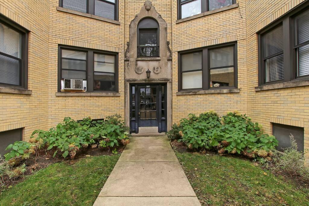 1br Vibrant & Inviting In - Montrose 2e *