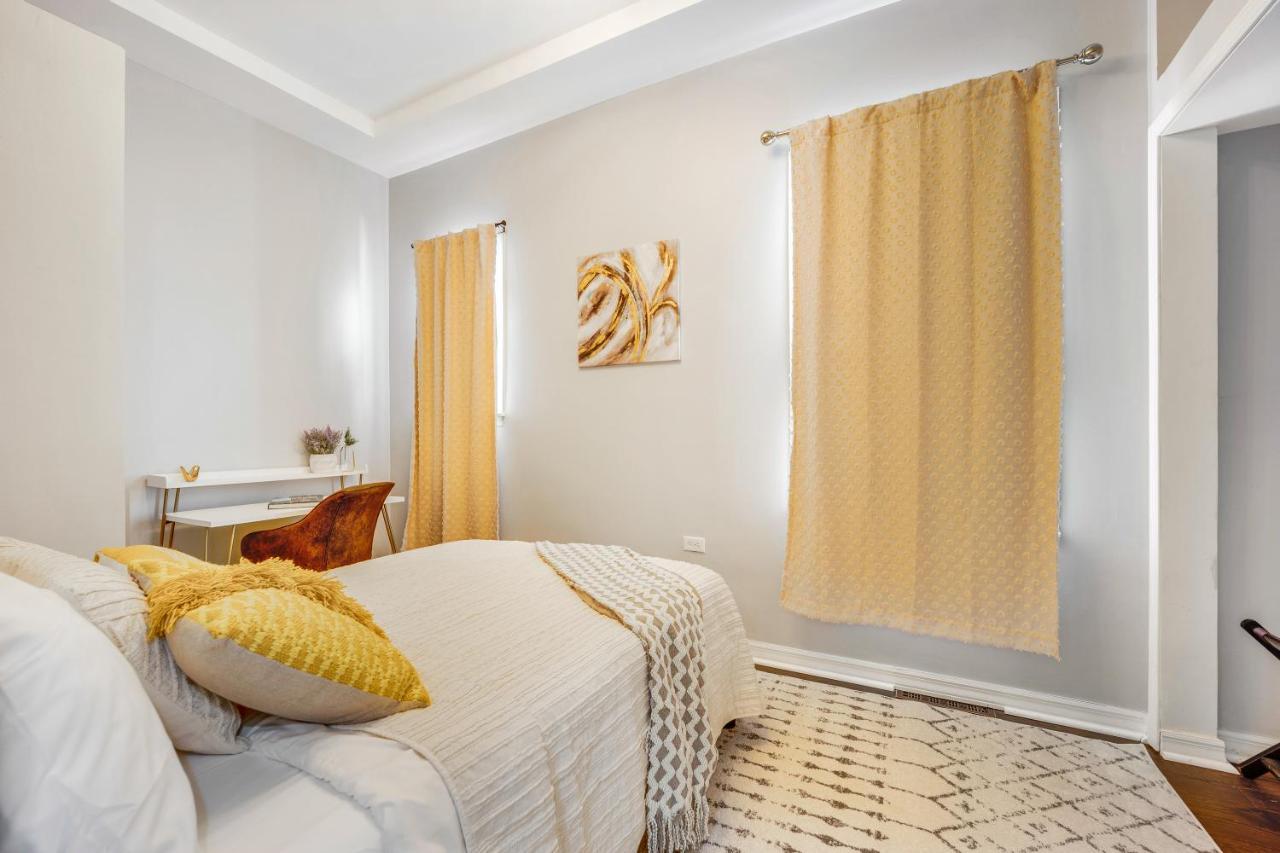 Holiday home The Logandale: Huge Mid-century Home, Sleeps 15