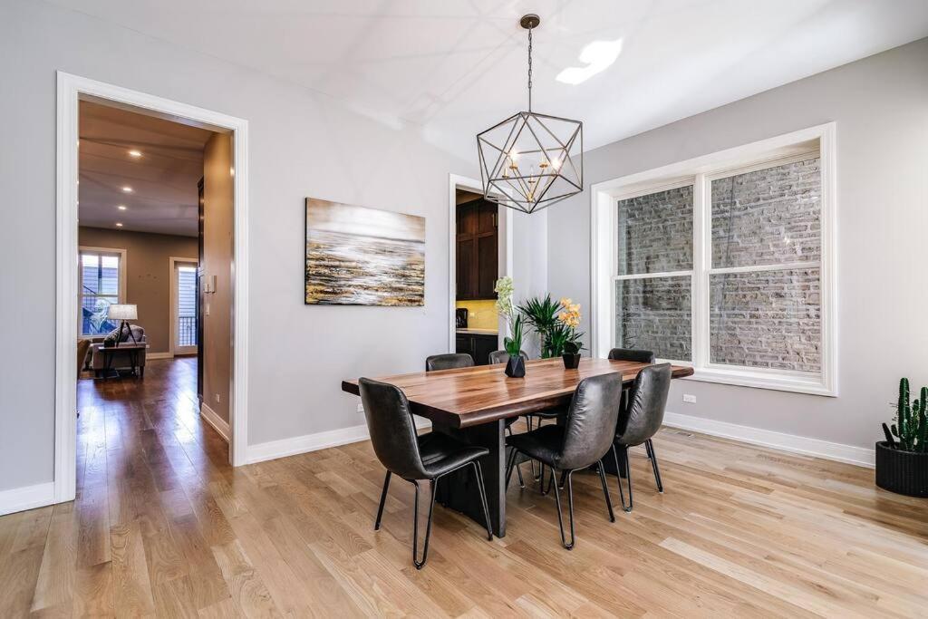 Immaculate Brand New Downtown Apartamento *