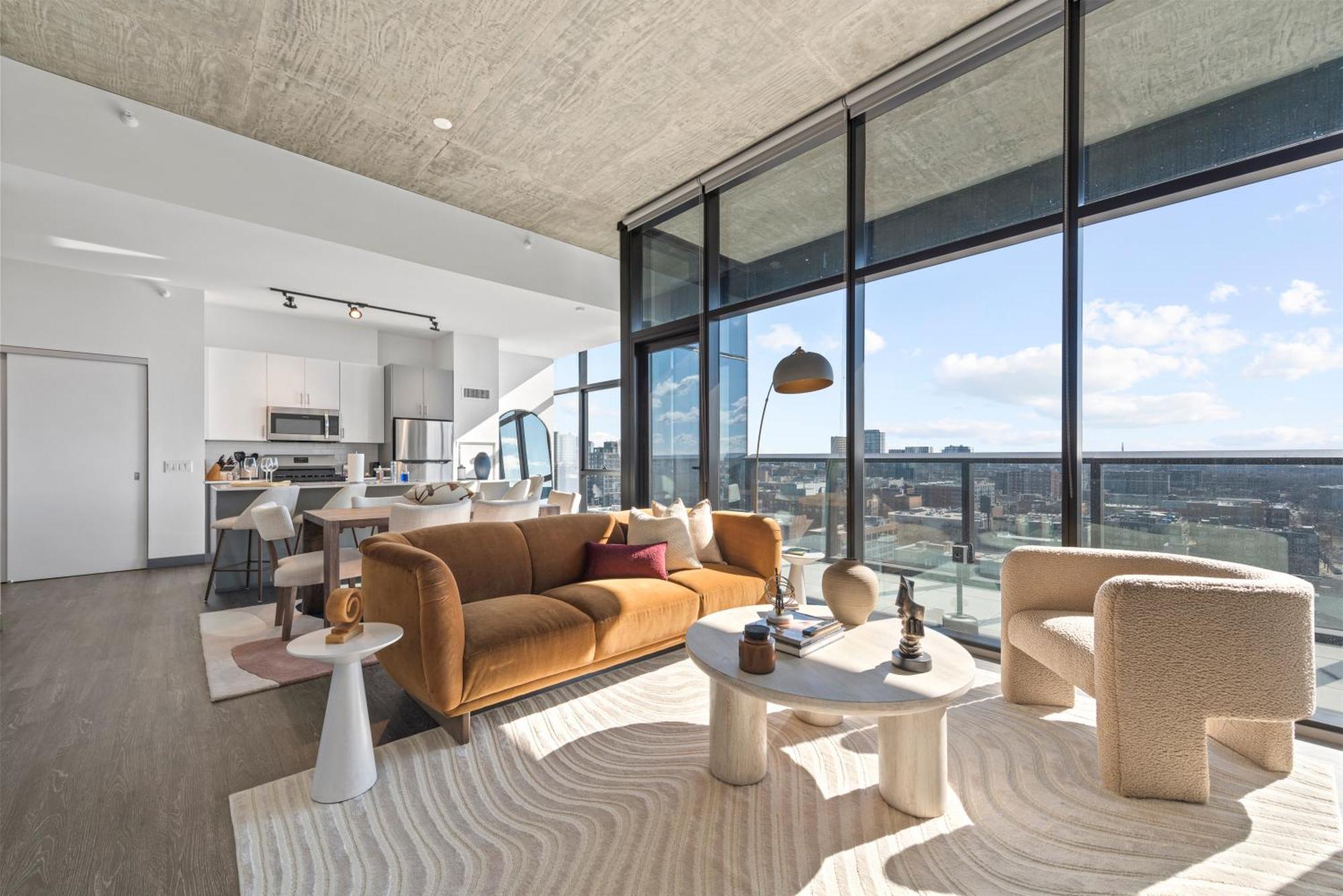 Fulbrix Bright Designer With West Loop Views Apartment *