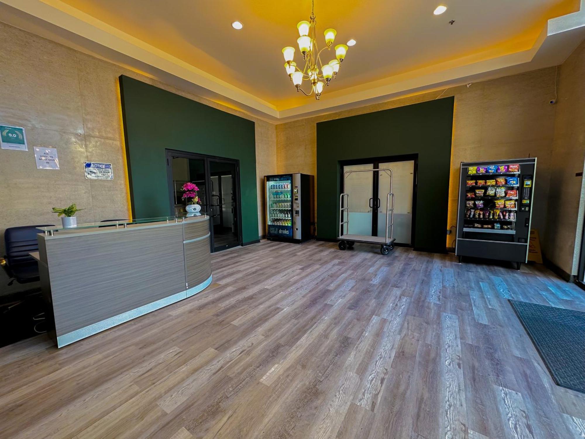 Apartment Walkable 2br In South Loop With Optional Parking And Gym Access Near Mccormick Place, Museum Campus & Lakefront Chicago