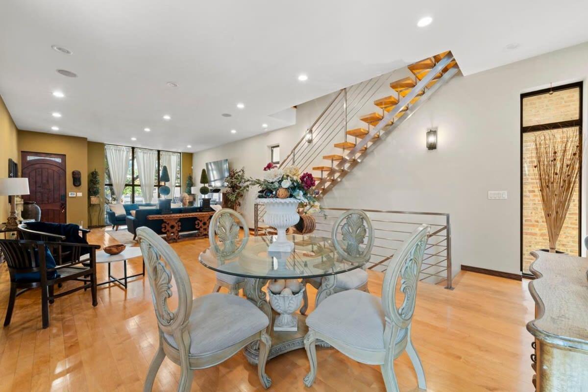 Zen Oasis Of Elegance: Expansive Executive *