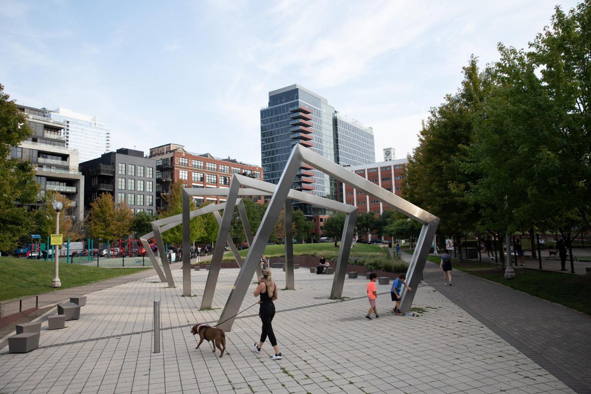 Fulbrix Bright Designer With West Loop Views Apartment Chicago
