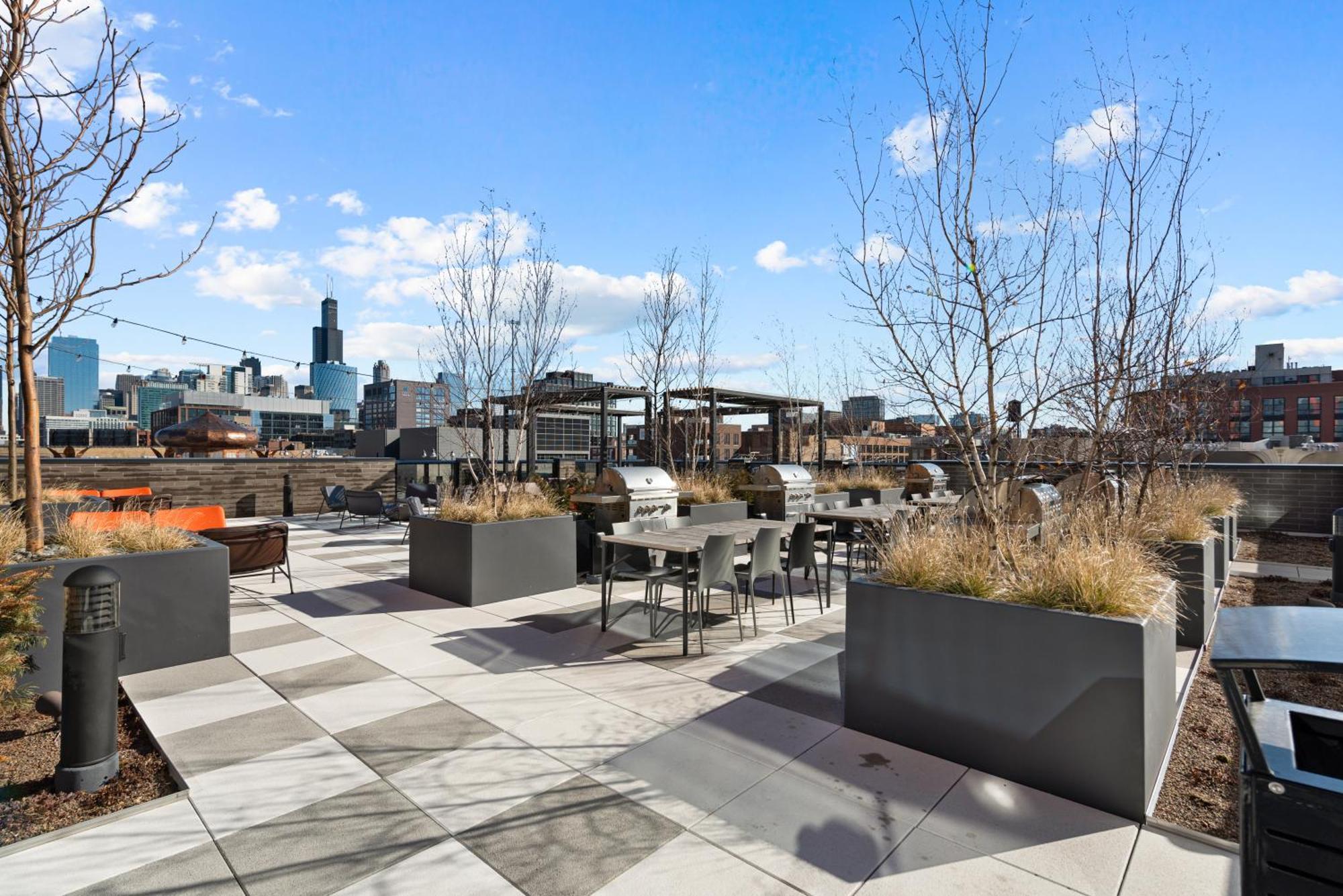 Fulbrix Bright Designer With West Loop Views Apartment *